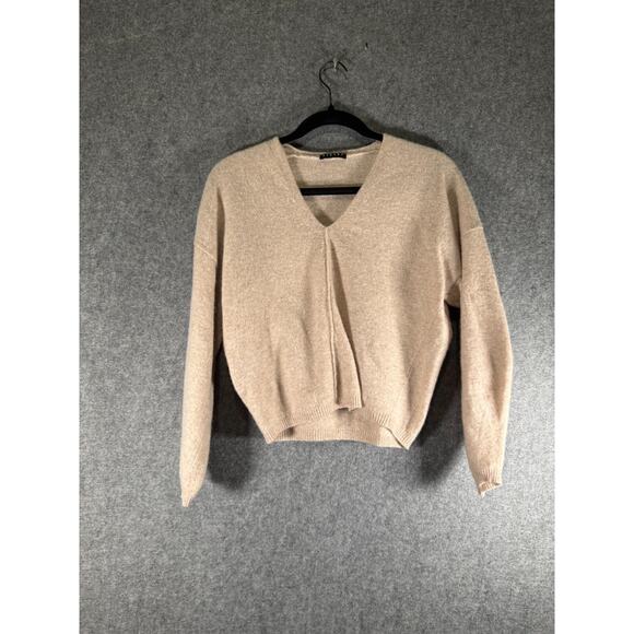 Sisley Sweater Women Medium Wool V Neck Stretch Lightweight Quiet Luxury - Picture 1 of 6